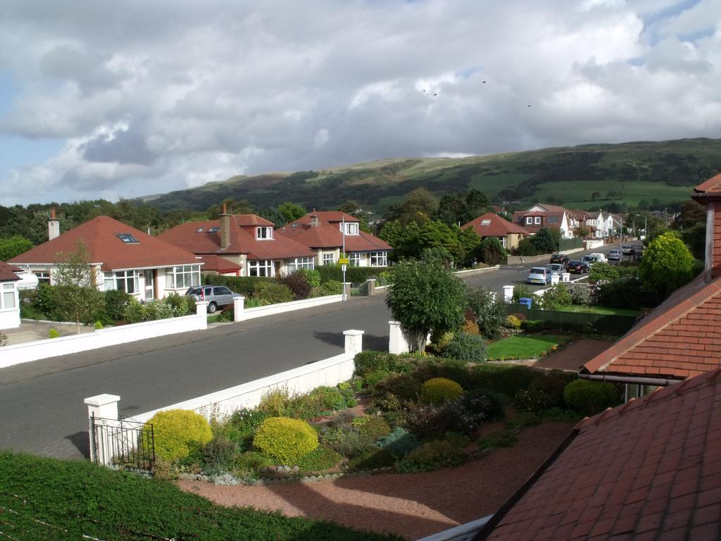 Whin Park Guest House Largs Buitenkant foto