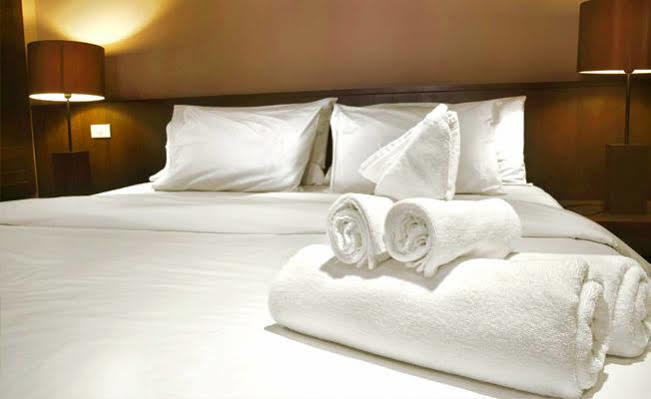 Whin Park Guest House Largs Buitenkant foto